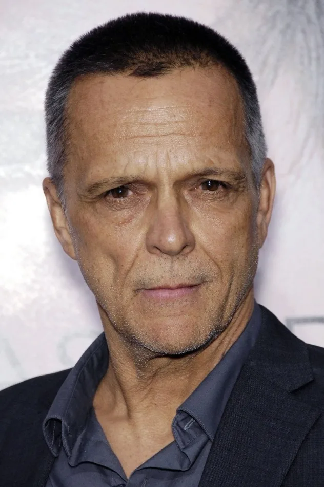 James Russo fotoğrafı