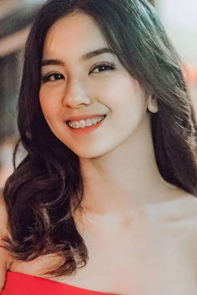Rayah Minioza fotoğrafı