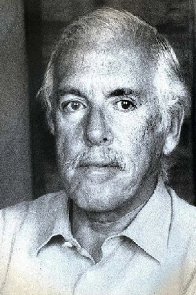 Luciano Salce fotoğrafı