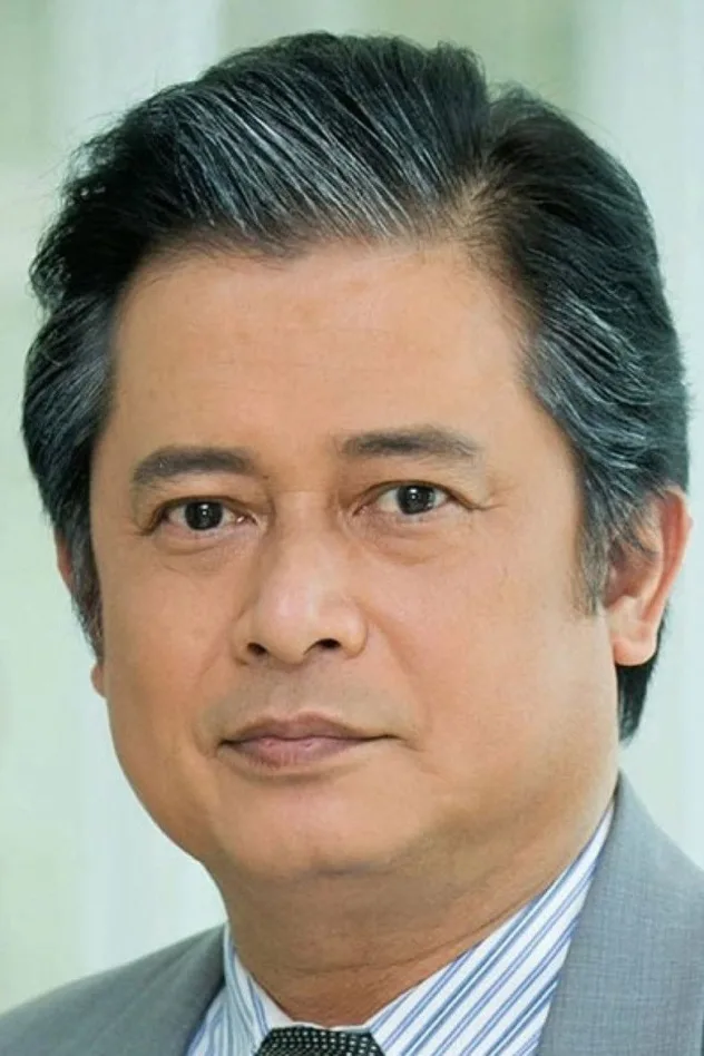 สันติสุข พรหมศิริ fotoğrafı
