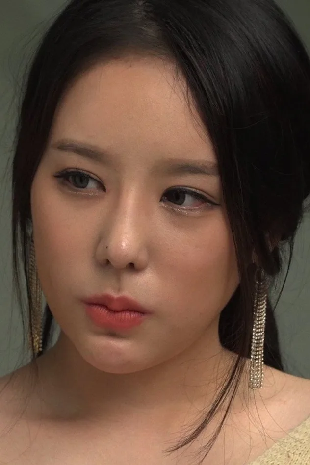 Tae Hee fotoğrafı