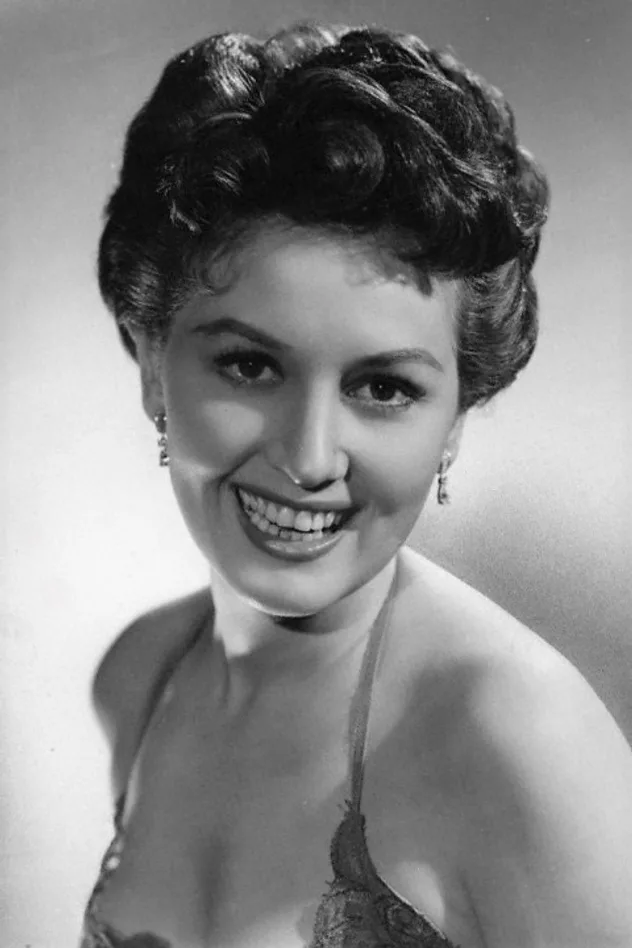 May Wynn fotoğrafı