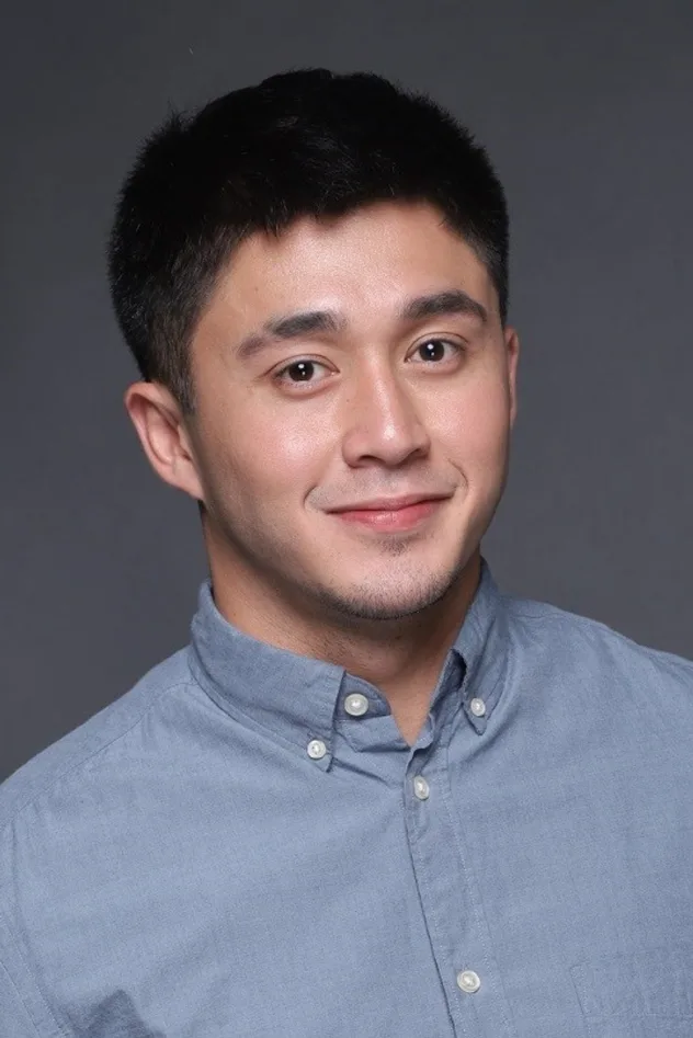 Arron Villaflor fotoğrafı