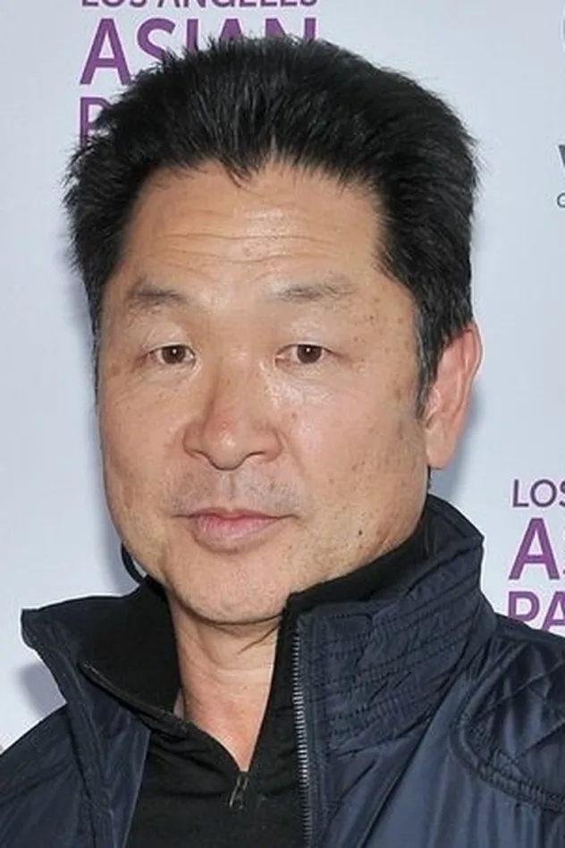 Simon Rhee fotoğrafı