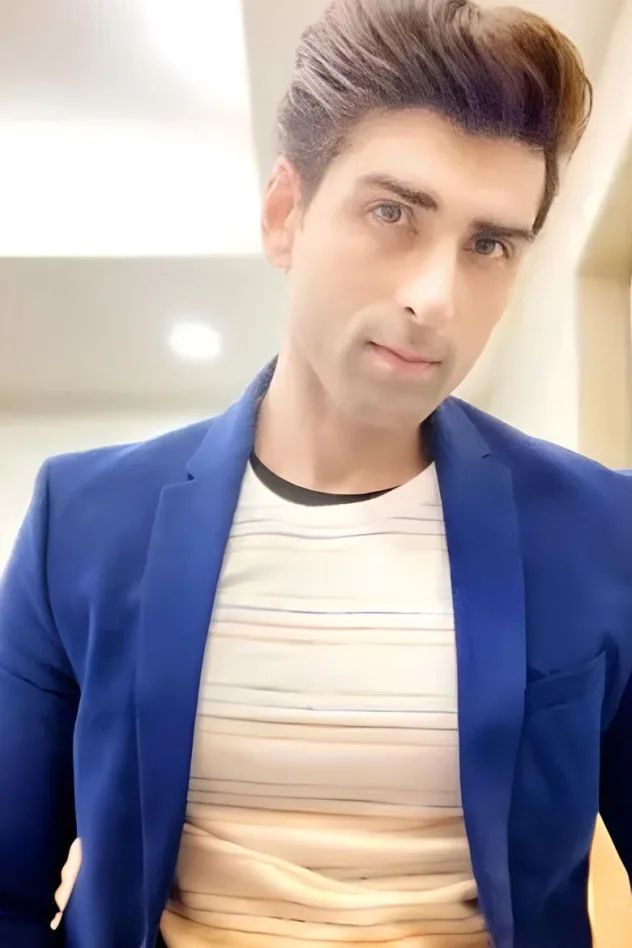 Akshay Dogra fotoğrafı