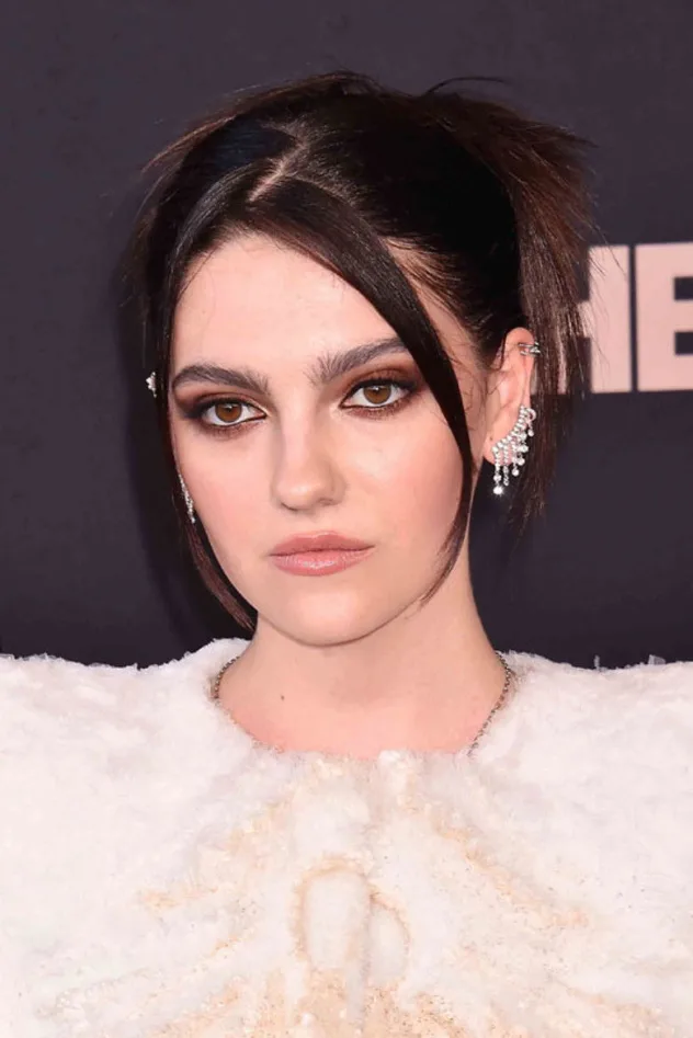 Emily Carey fotoğrafı