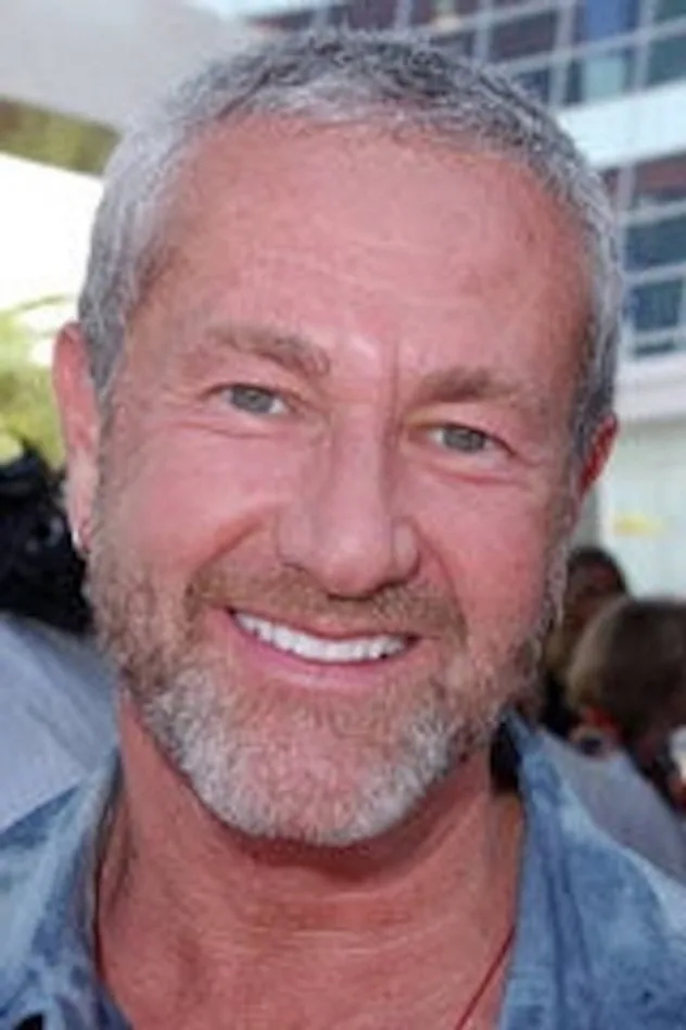 Charlie Adler fotoğrafı
