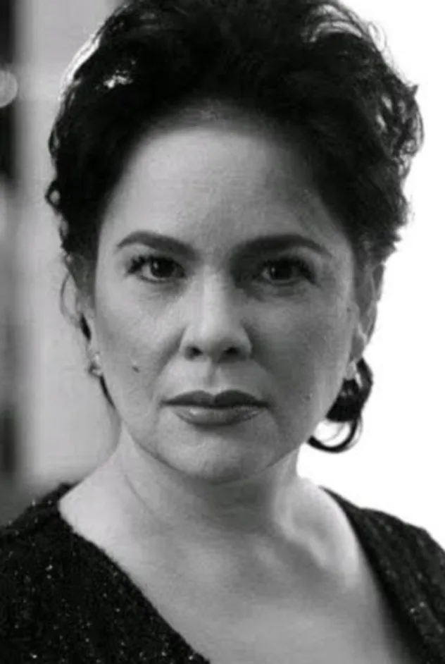 Jaclyn Jose fotoğrafı