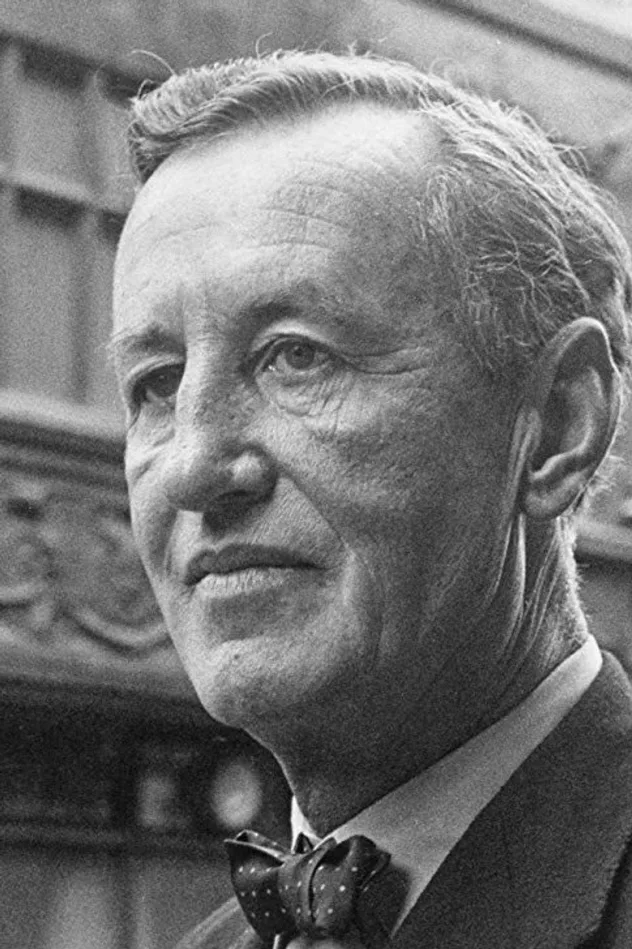 Ian Fleming fotoğrafı
