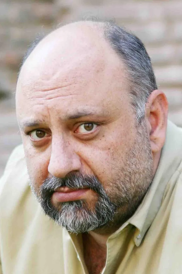 Babak Karimi fotoğrafı