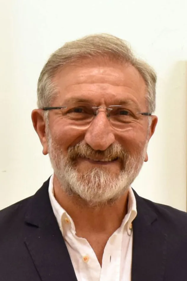 Gafur Uzuner fotoğrafı