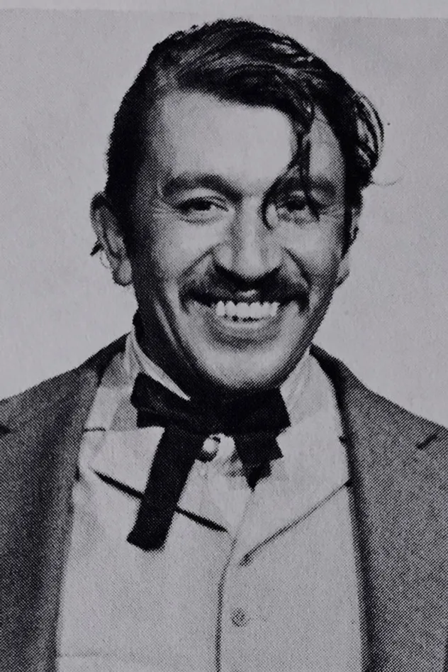 Alfonso Bedoya fotoğrafı
