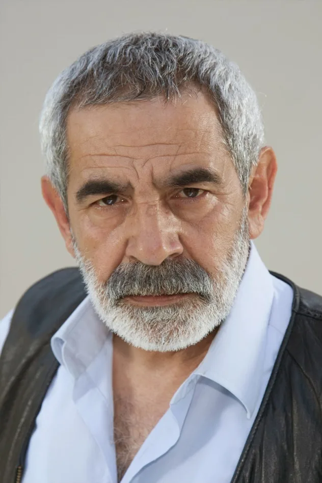 Turgay Tanülkü fotoğrafı