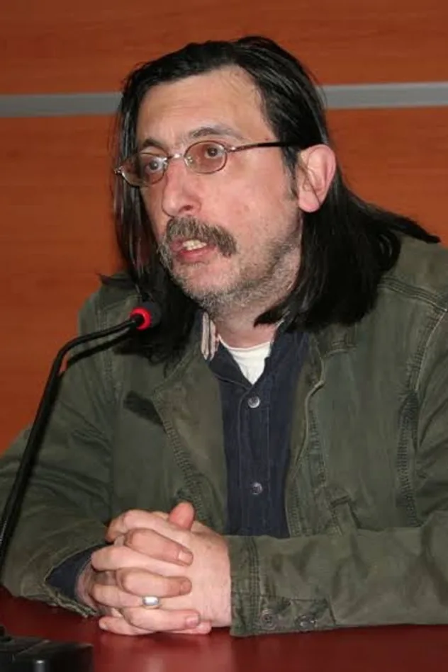 Önder Çakar fotoğrafı