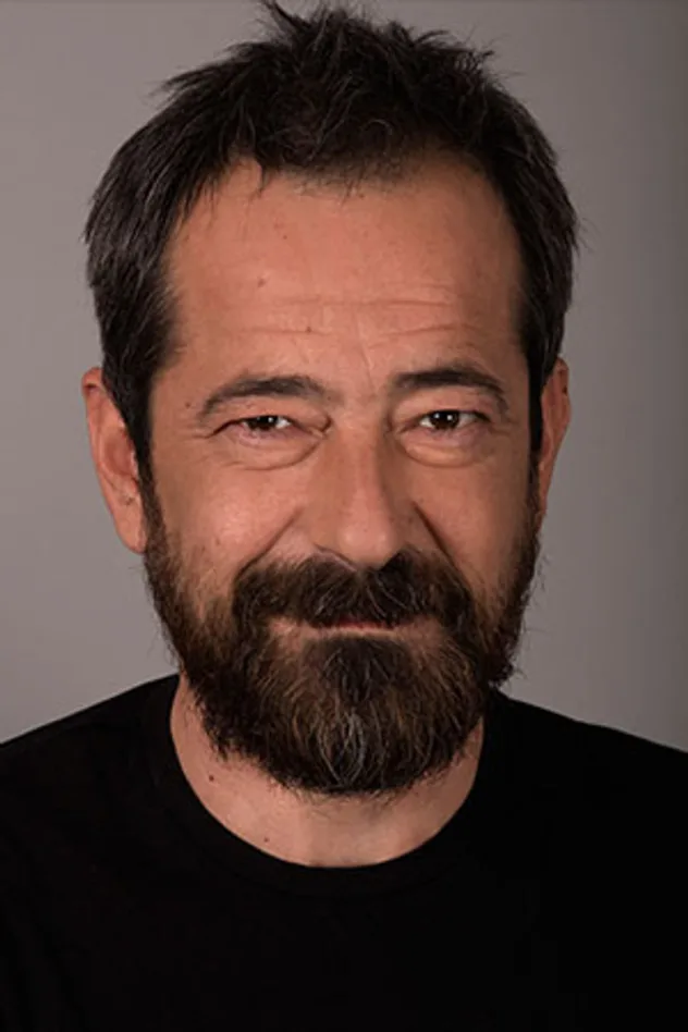 Feridun Düzağaç fotoğrafı