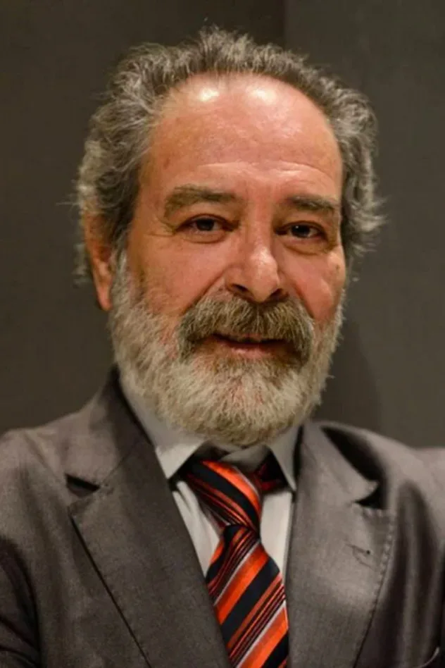 Cover image for Selahattin Taşdöğen