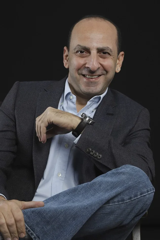 Cem Karakaya fotoğrafı
