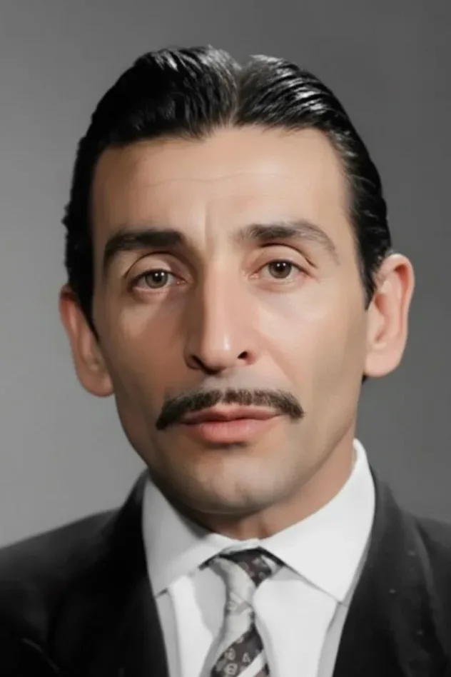 Cover image for Yaşar Şener