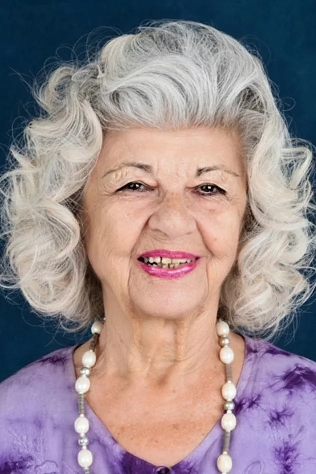 Jeyan Mahfi Tözüm photo