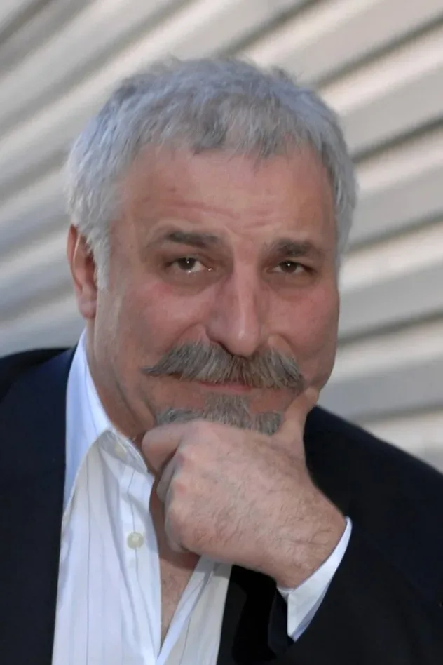 Hasan Kaçan için kapak görseli