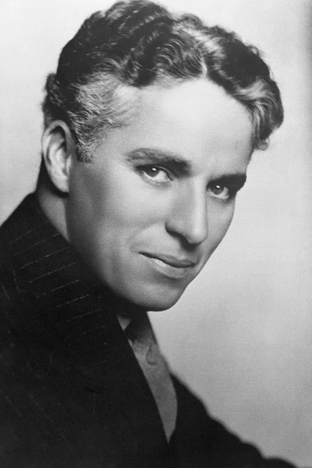 Charlie Chaplin fotoğrafı