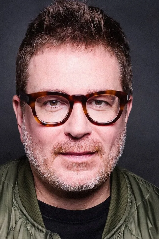 Luke Scott fotoğrafı