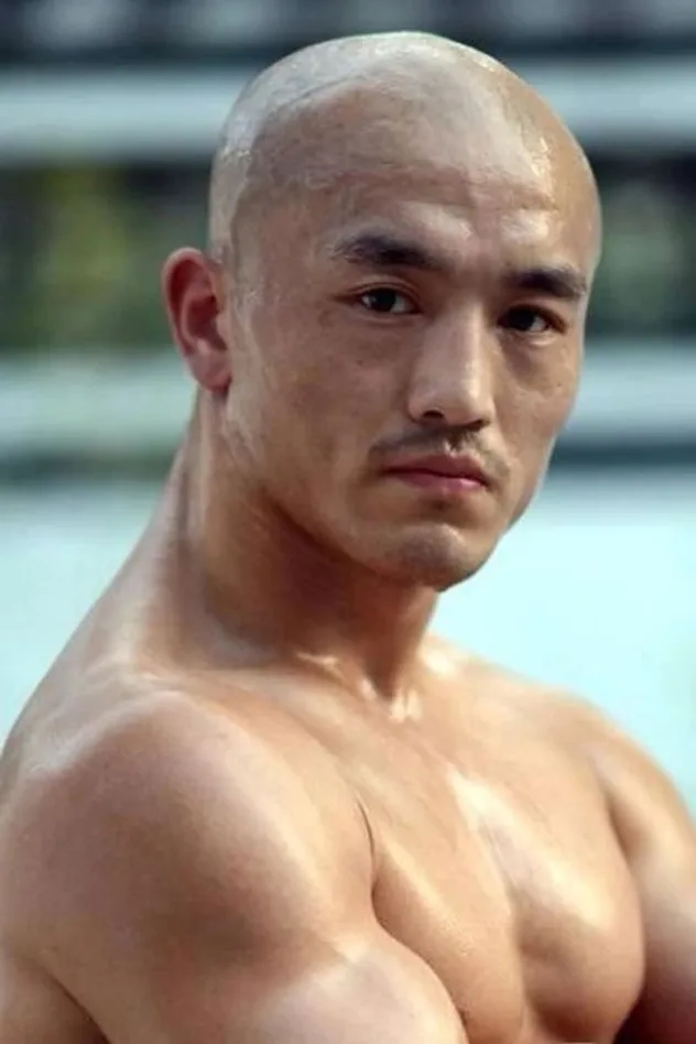 Yi Long fotoğrafı