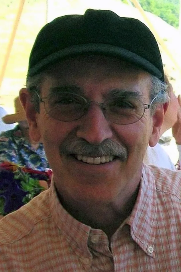 Matthew Robbins fotoğrafı