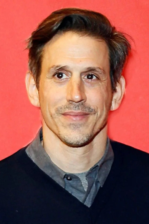 Adam Tomei fotoğrafı