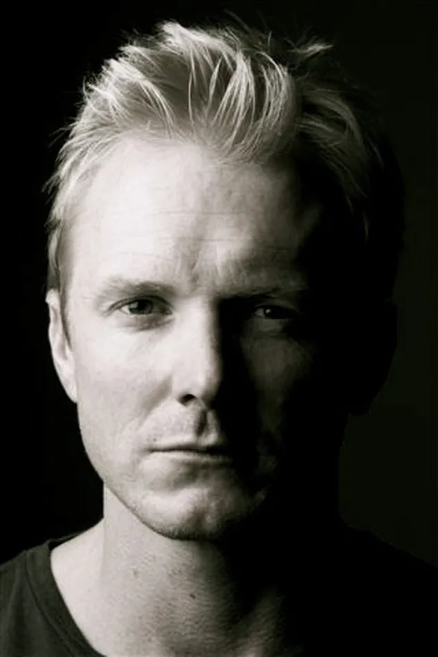 Dan Hirst fotoğrafı