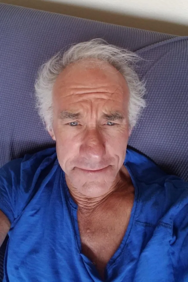 Michael J. Wilson fotoğrafı