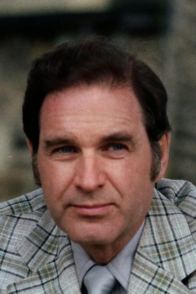 Cover image for Paul Maxwell