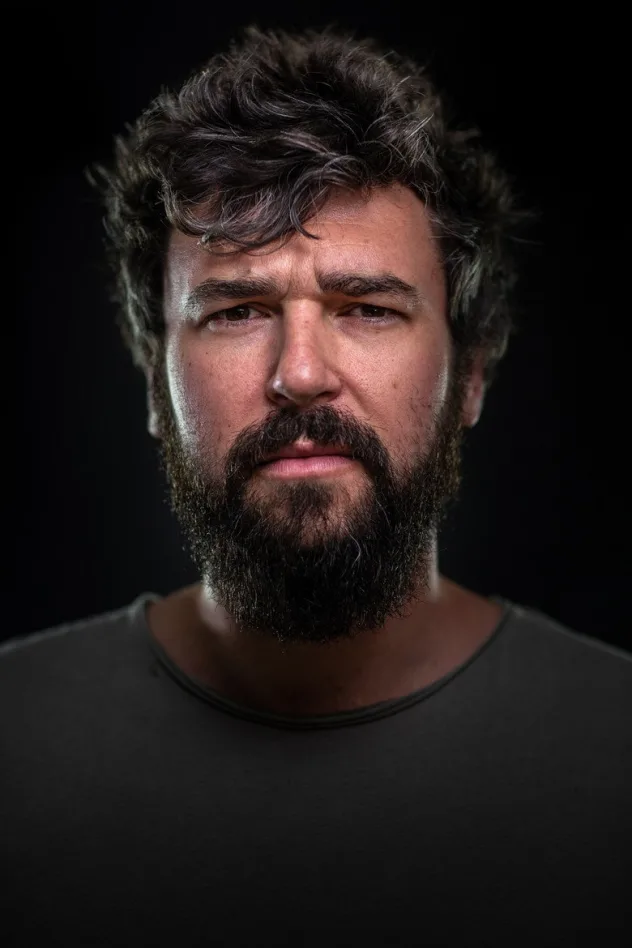Credit poster