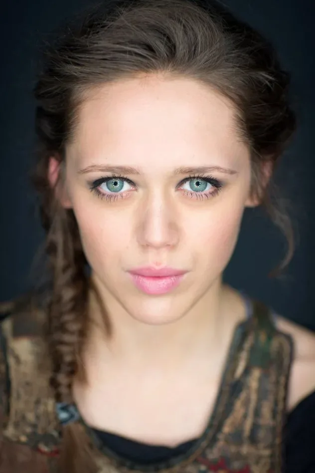 Cover image for Daisy Head