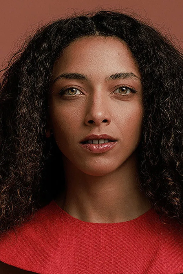 Alice Carvalho fotoğrafı
