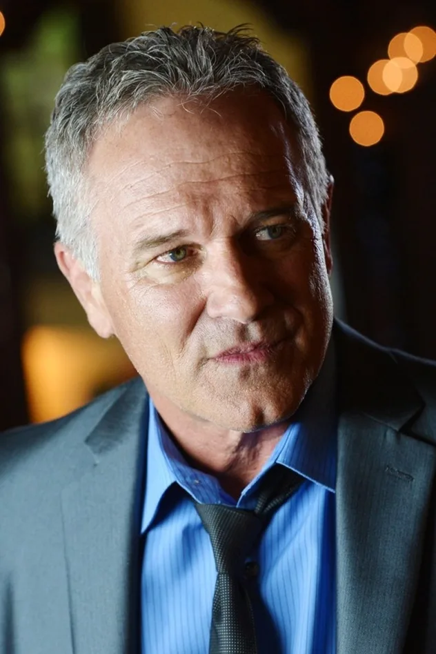 John Posey fotoğrafı