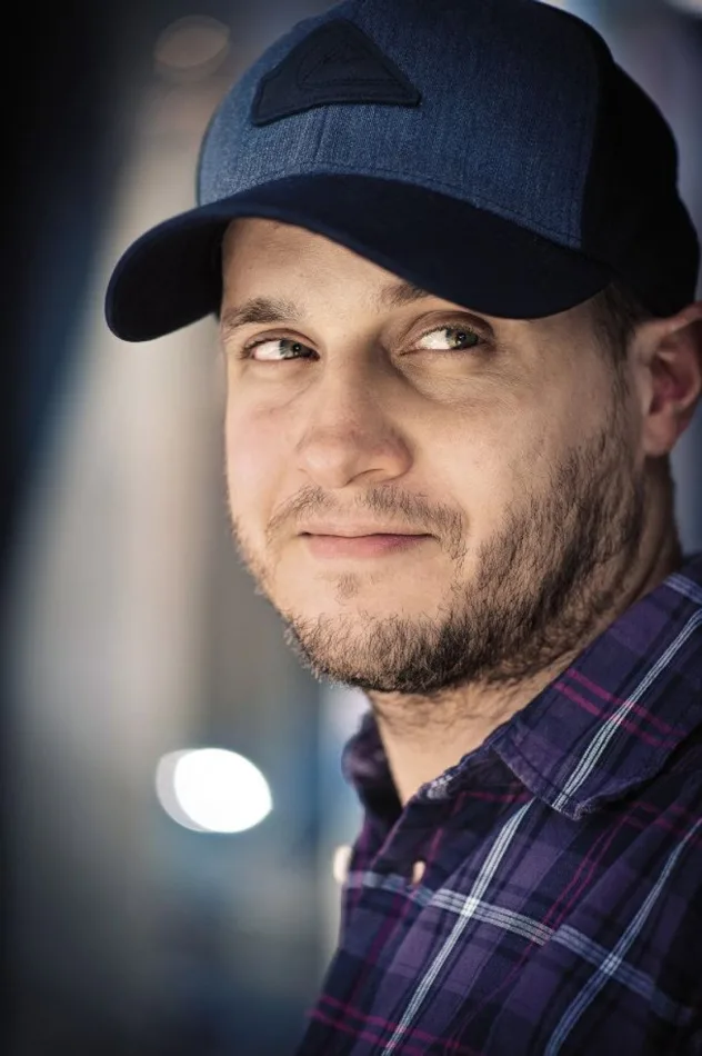 Mitja Okorn fotoğrafı