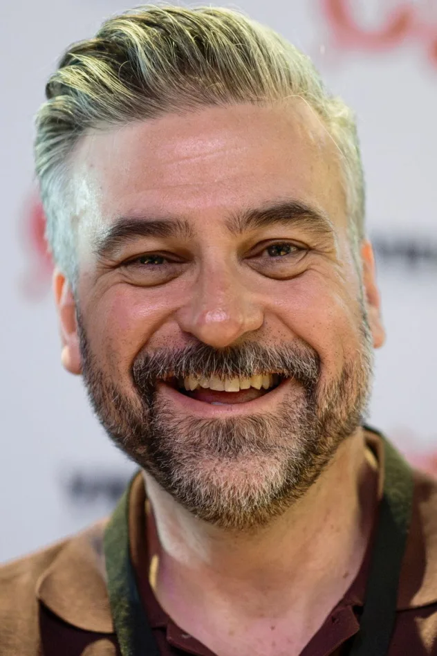 Troy Quane fotoğrafı