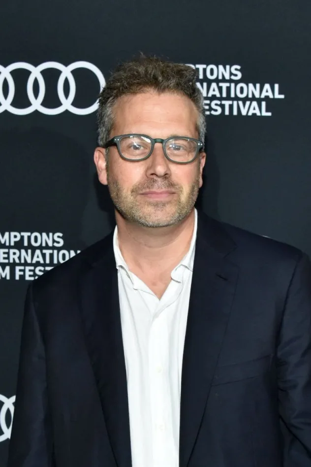 Josh Klausner fotoğrafı