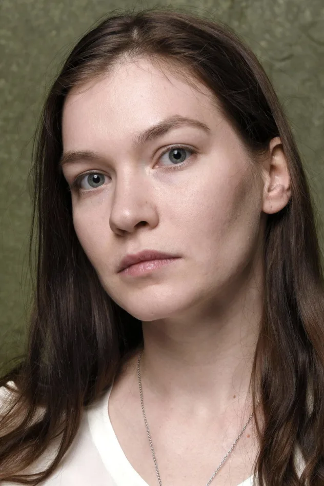 Hannah Gross fotoğrafı