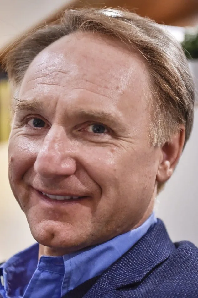 Dan Brown fotoğrafı