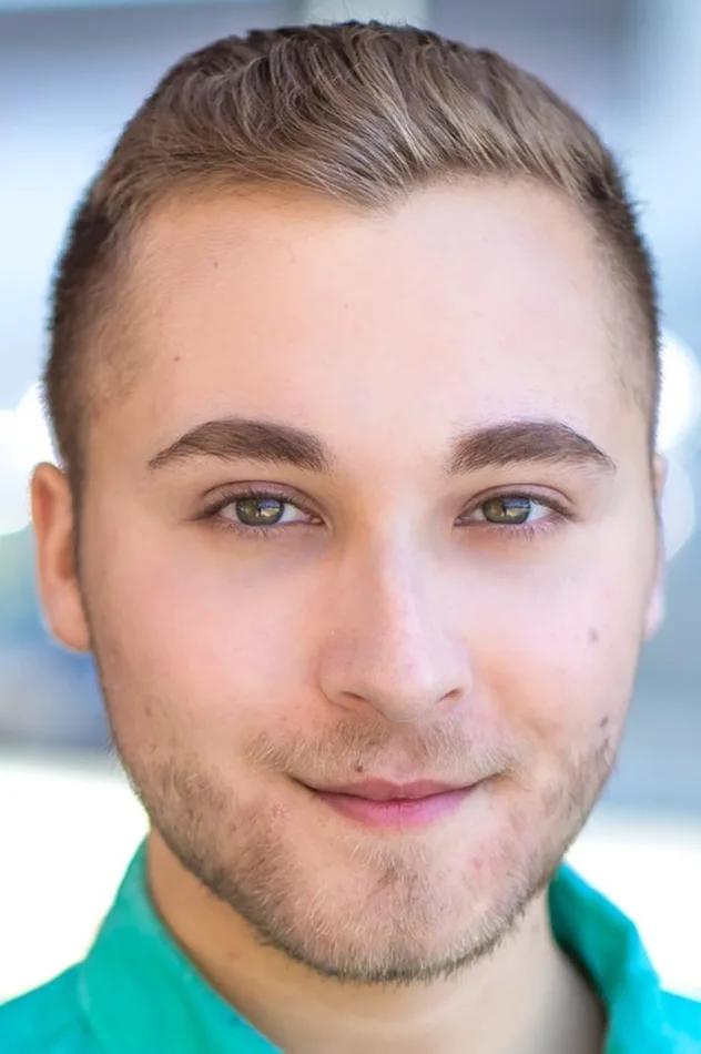 Drew Mikuska fotoğrafı