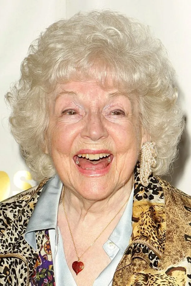 Lucille Bliss fotoğrafı