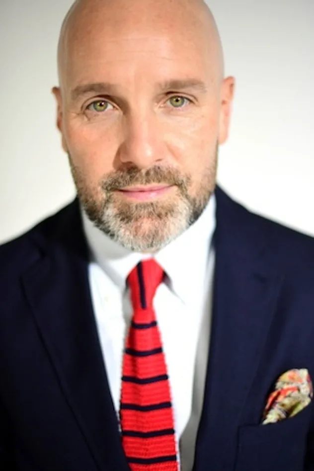 Johnny Harris fotoğrafı