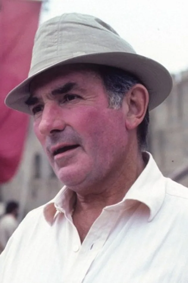 Peter R. Hunt fotoğrafı