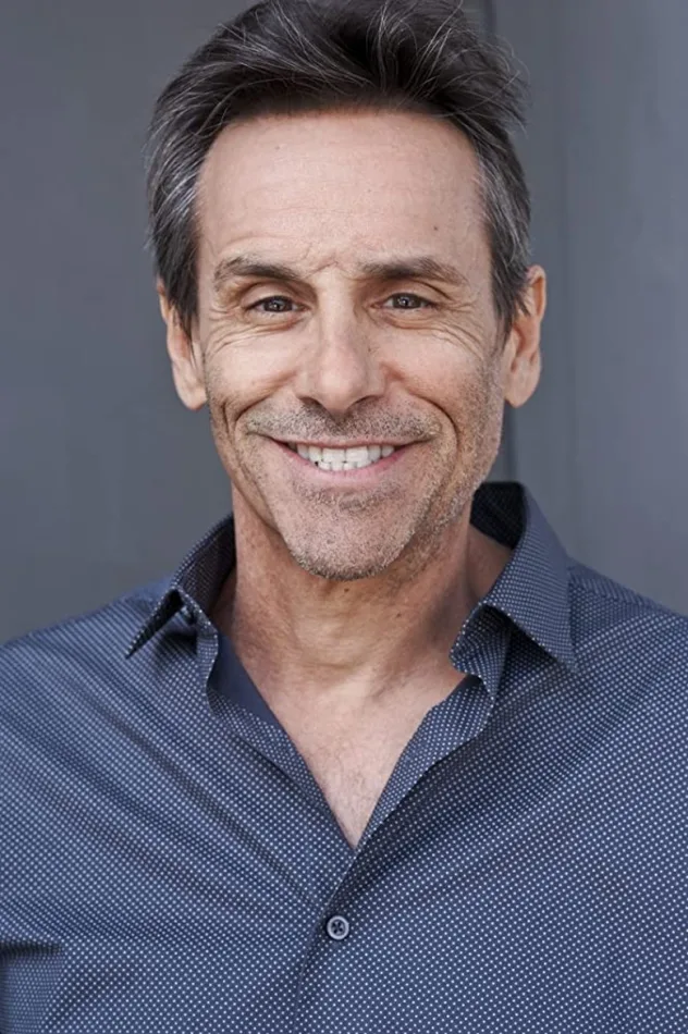 Larry Romano fotoğrafı