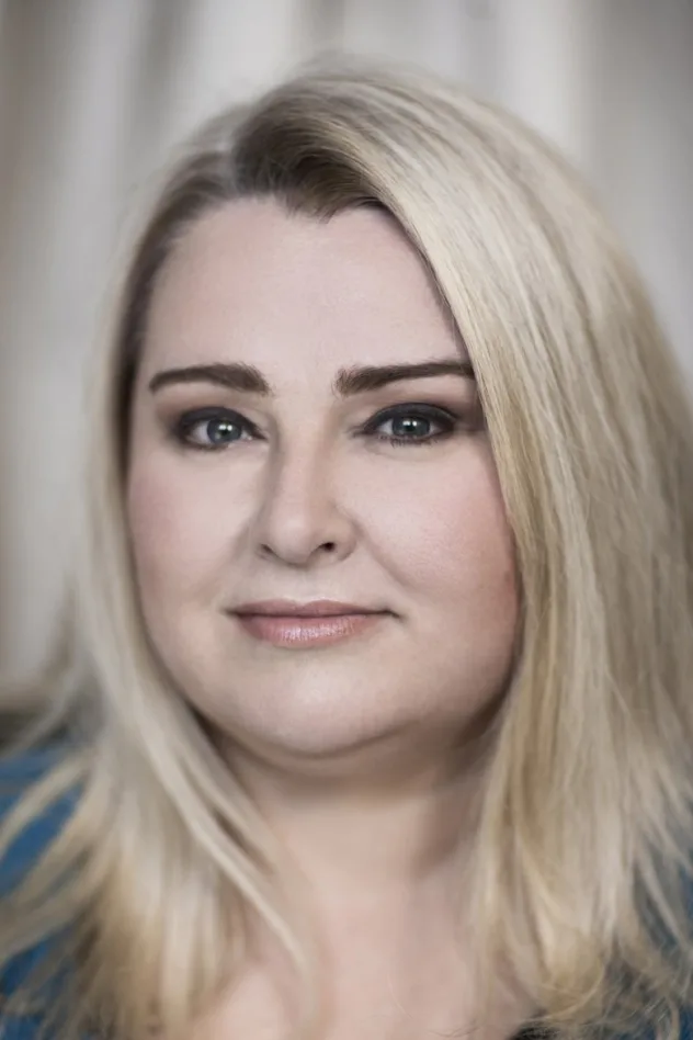 Lara Mulcahy fotoğrafı