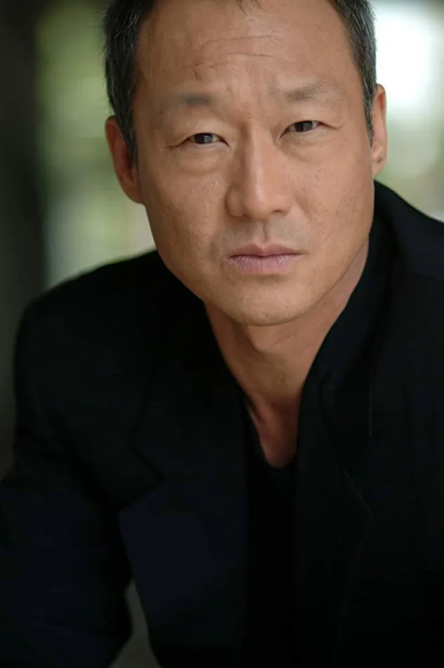 Victor J. Ho fotoğrafı