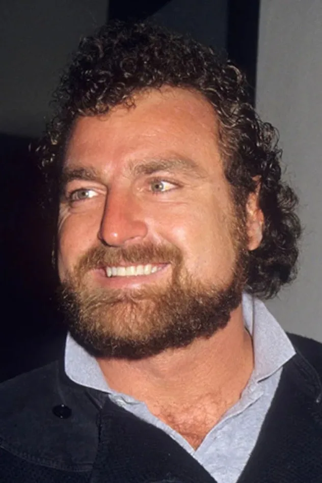 John Matuszak fotoğrafı