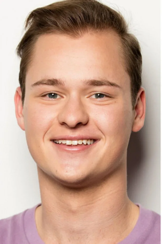 Cooper Tomlinson fotoğrafı